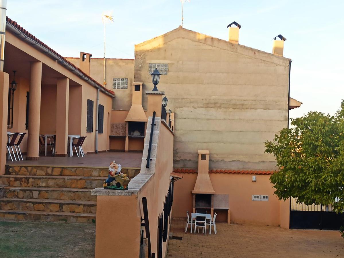 Casas Rurales Montemayor Casas de Lazaro ภายนอก รูปภาพ