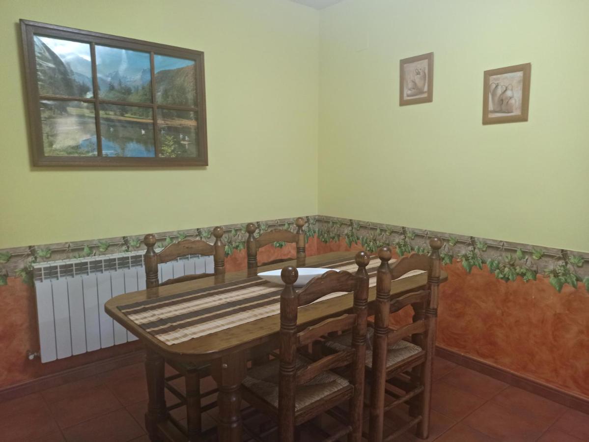 Casas Rurales Montemayor Casas de Lazaro ภายนอก รูปภาพ